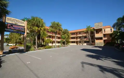 Westwinds Waterfront Resort - 14