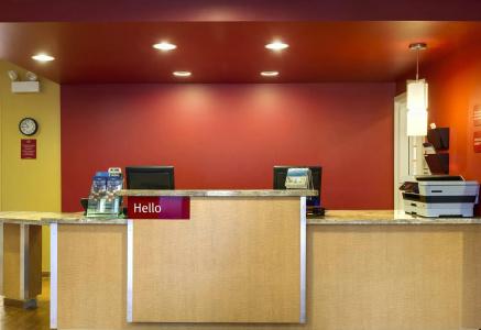 TownePlace Suites Kansas City - 1