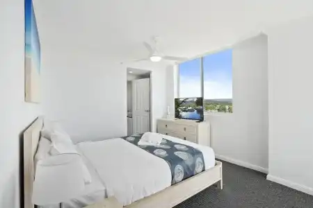 Crystal Bay on the Broadwater - 417