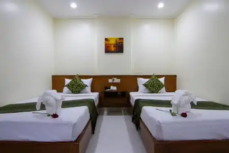 Rose Emerald - 48