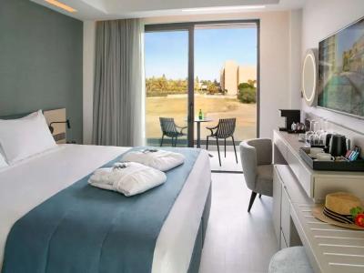 Mercure Larnaca Beach Resort - 34