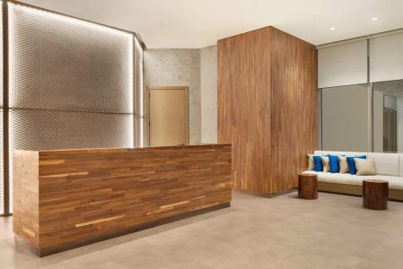 Mercure Dubai Gold District - 2