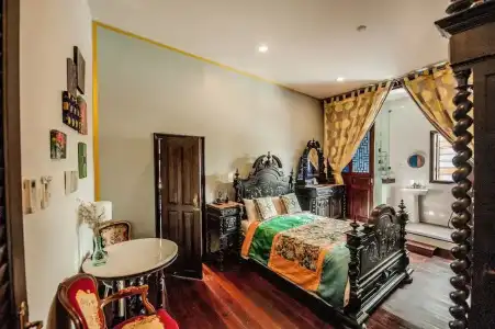 Songkhla Tae Raek Antique - 52