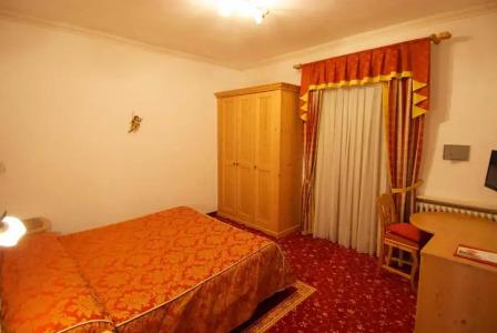 Belvedere & Paradise Club Center - 36