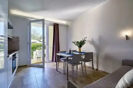 Golden Apartments - 36