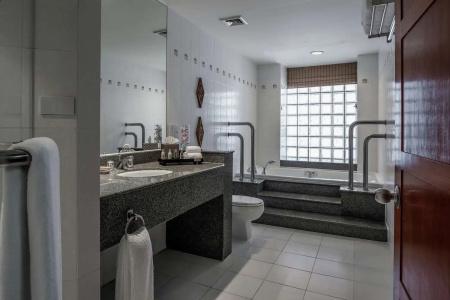 Hilton Hua Hin Resort & Spa - 54