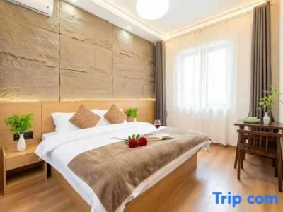 the Dragonfly Guesthouse - 105