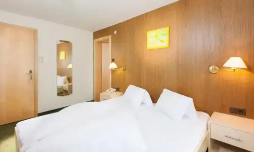 Riders In - 100
