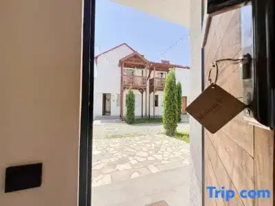Motives Inn - 148