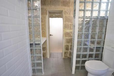 The Burrow Guest House - 164