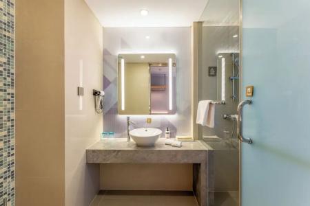 Holiday Inn Express Hangzhou Huanglong - 7