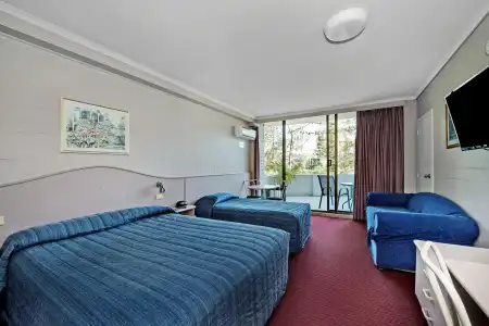 Palm Court Motor Inn - 6