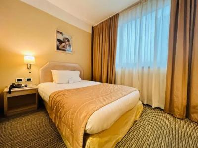 Holiday Inn Naples by IHG - 44