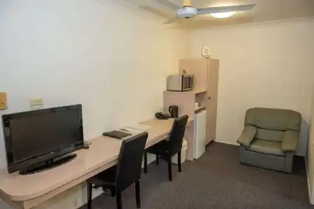 Best Western Cattle City Motor Inn - 64