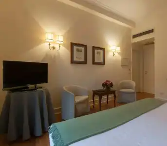 Residenza d'Epoca Antica Torre di Via Tornabuoni - 73