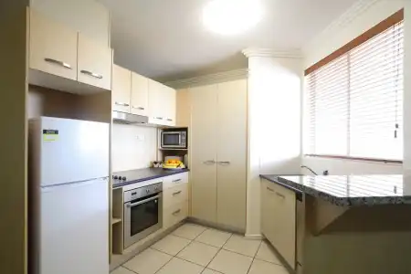 Caloundra Central Apartment - 17