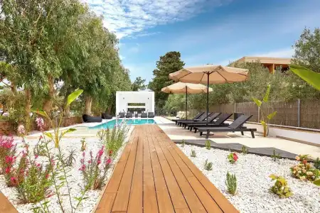 Sunset Studios & Apartments by Estia - 13