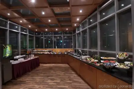 Signature Apartments & Spa - 24