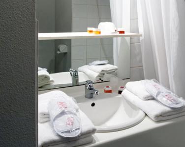 Séjours & Affaires Rennes Longs Champs - 7