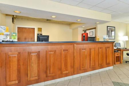 Quality Inn Fredericksburg-Central Park Area - 29