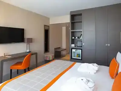 Mercure Clermont Ferrand Centre Jaude - 64