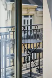 Hôtel du Rond-Point des Champs-Élysées - 41