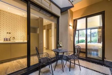 Howard Johnson Jinlin Plaza Lijiang - 7
