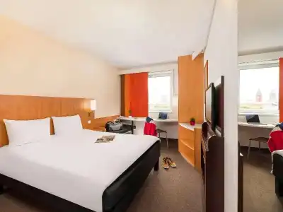ibis Praha Mala Strana - 36