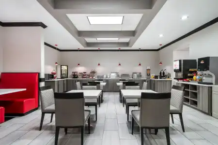 Hawthorn Suites by Wyndham Lubbock - 29