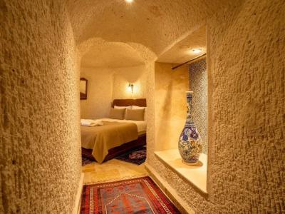 Tulip Cave Suites - 144