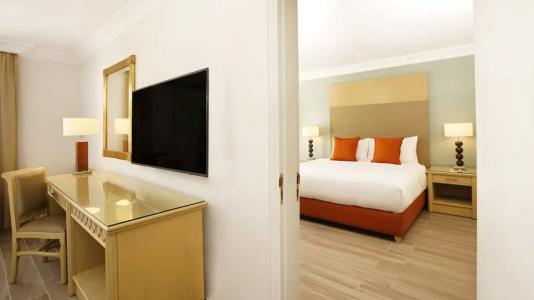 Mövenpick Resort Petra - 61