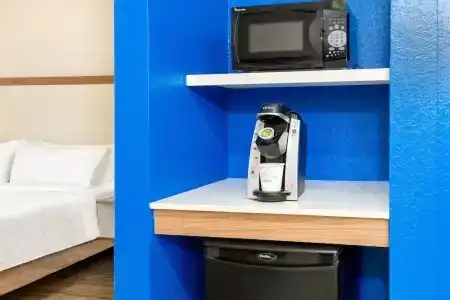 Holiday Inn Express & Suites Naples North - Bonita Springs by IHG - 37