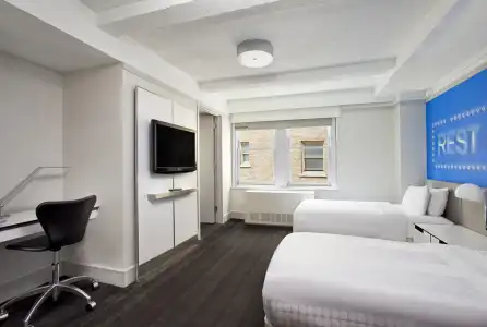 Row NYC - 14