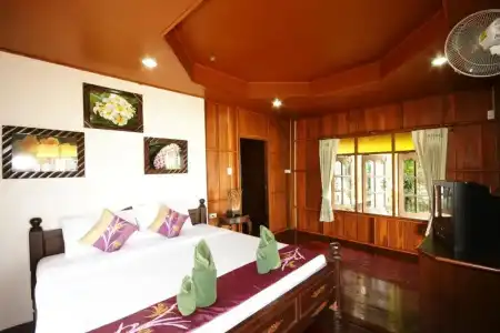 Tharathip Resort - 163