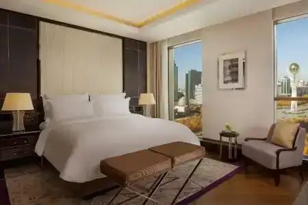 The Ritz-Carlton - 77