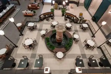 DoubleTree Suites by Hilton Lexington - 25