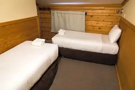 Glacier House Resort - 46