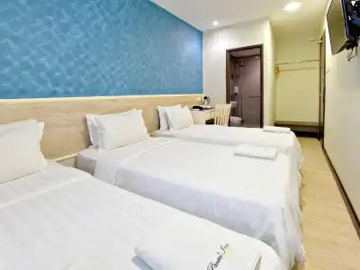 Pantai Inn - 19
