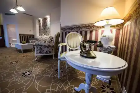 GOLDEN ROYAL Boutique & Spa - 80