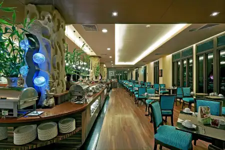 Novotel Phuket Vintage Park Resort - 14