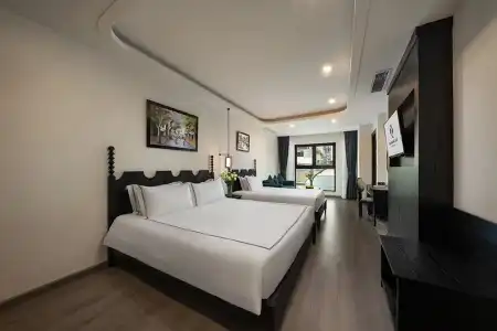 Sq Hang Gai & Spa - 57