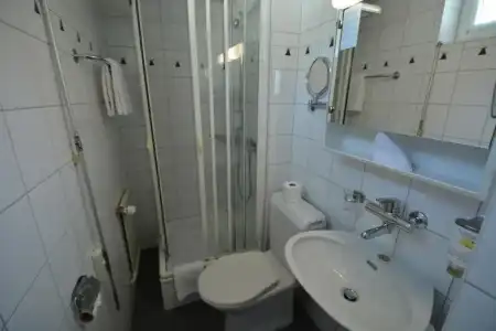 HOP Apartments & Suites - 69
