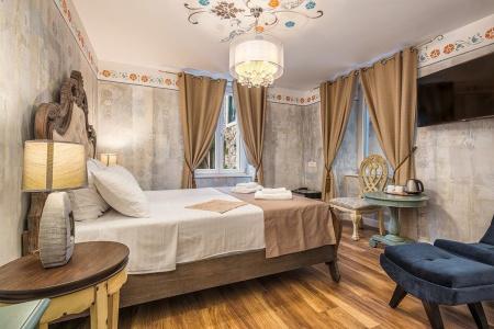 Plaza Marchi Old Town - MAG Quaint & Elegant Boutiques - 33
