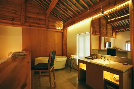 Arro Khampa by Zinc Journey Lijiang - 20