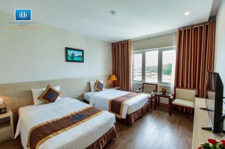 Ha Long Harbour - 14
