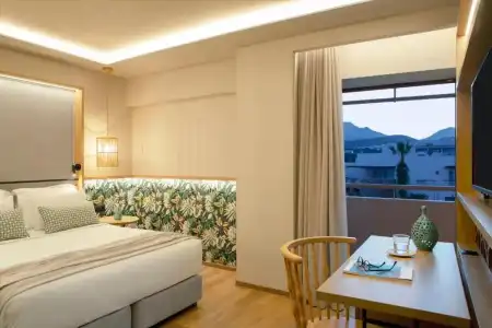 Zeus Eleva Mirabello Bay - 93