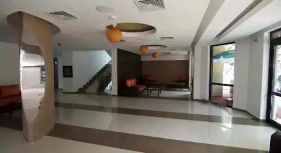 Salena Plaza - 37
