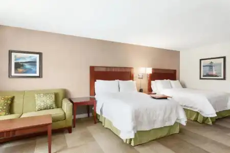 Hampton Inn Colchester - 61