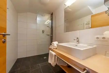 Lindenhof - 75