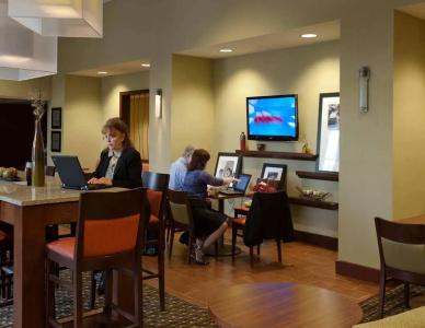 Hampton Inn & Suites Winston-Salem/University Area, NC - 28